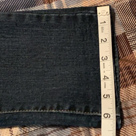 Old Navy Jeans Size 10 short - Picture 5 of 7